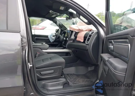 2025 Ram 1500 Big Horn 4X4 5'7 Box from USA, damaged, VIN 1C6RRFFG0SN714390